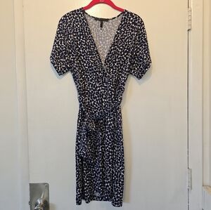 BCBGMaxAzria | Navy & White Tie Waist Short Sleeve Dress, Size M